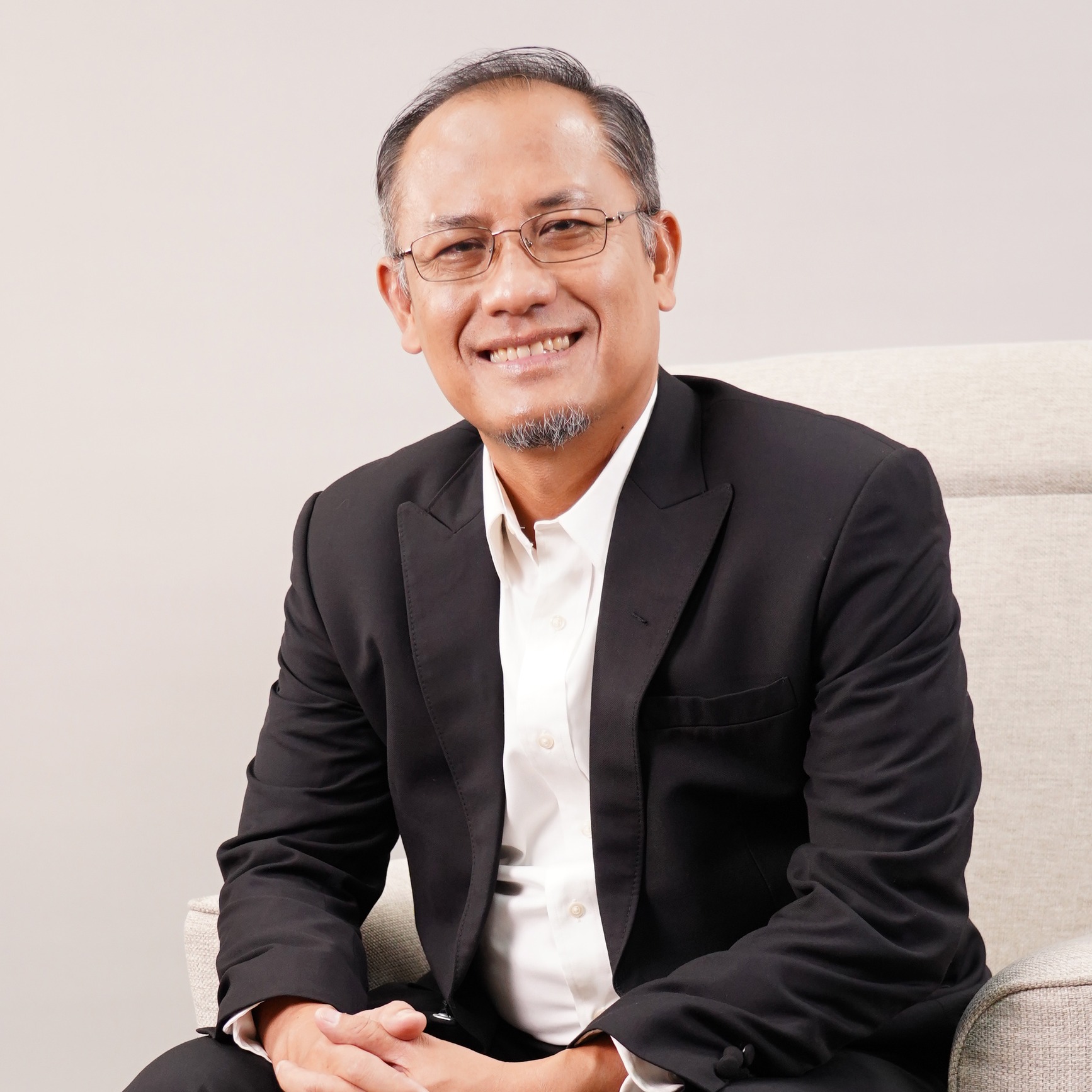 our-consultant-sugianto