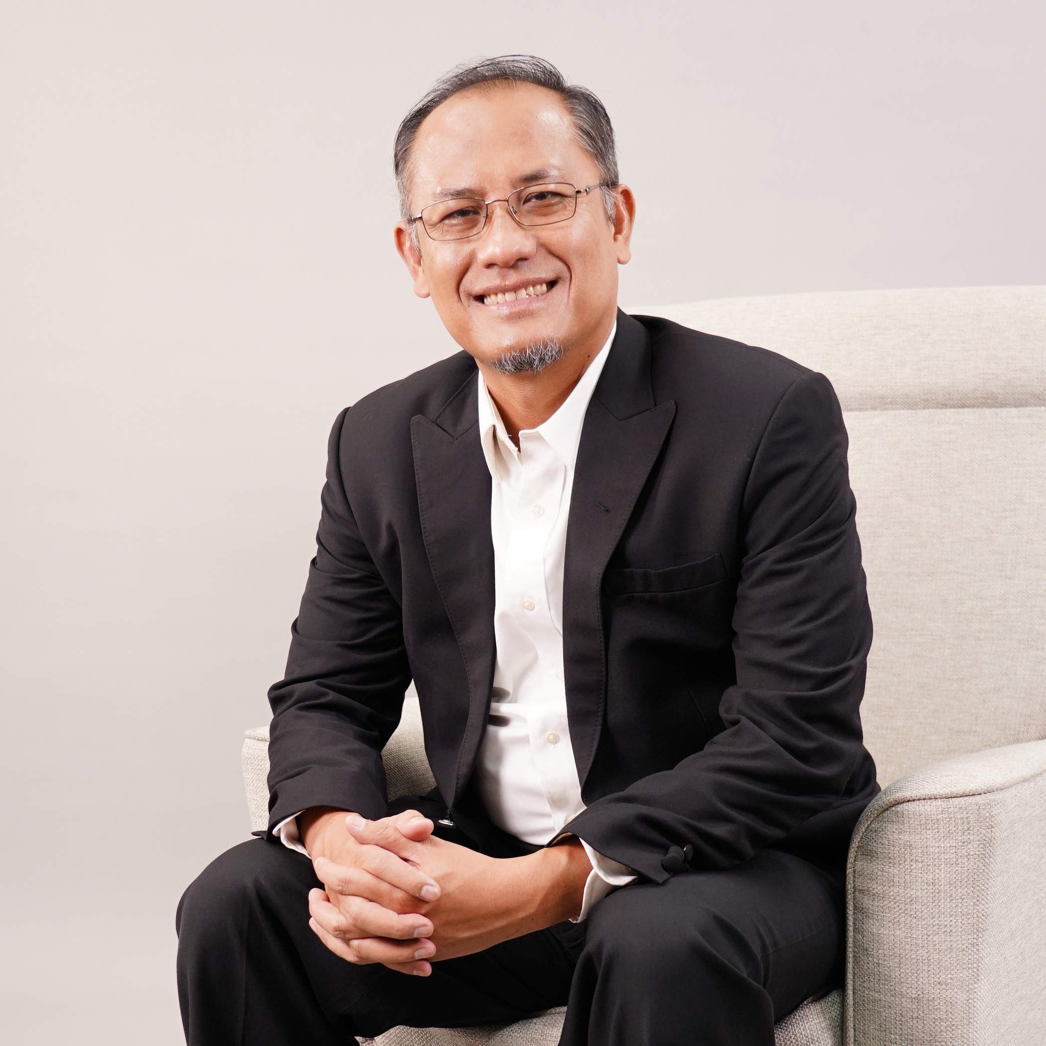our-consultant-sugianto